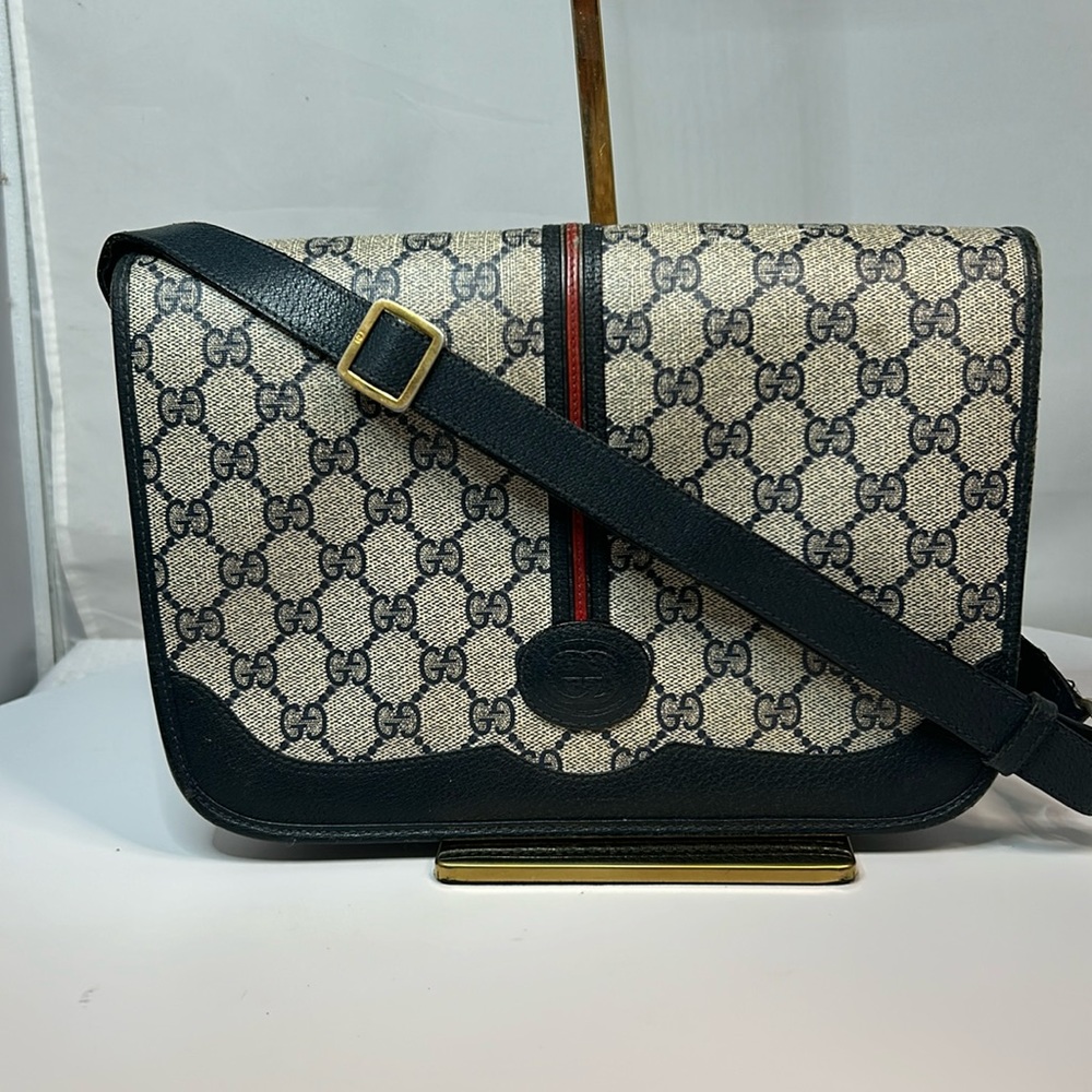 Gucci sherry line shoulder-crossbody blue canvas rare find.